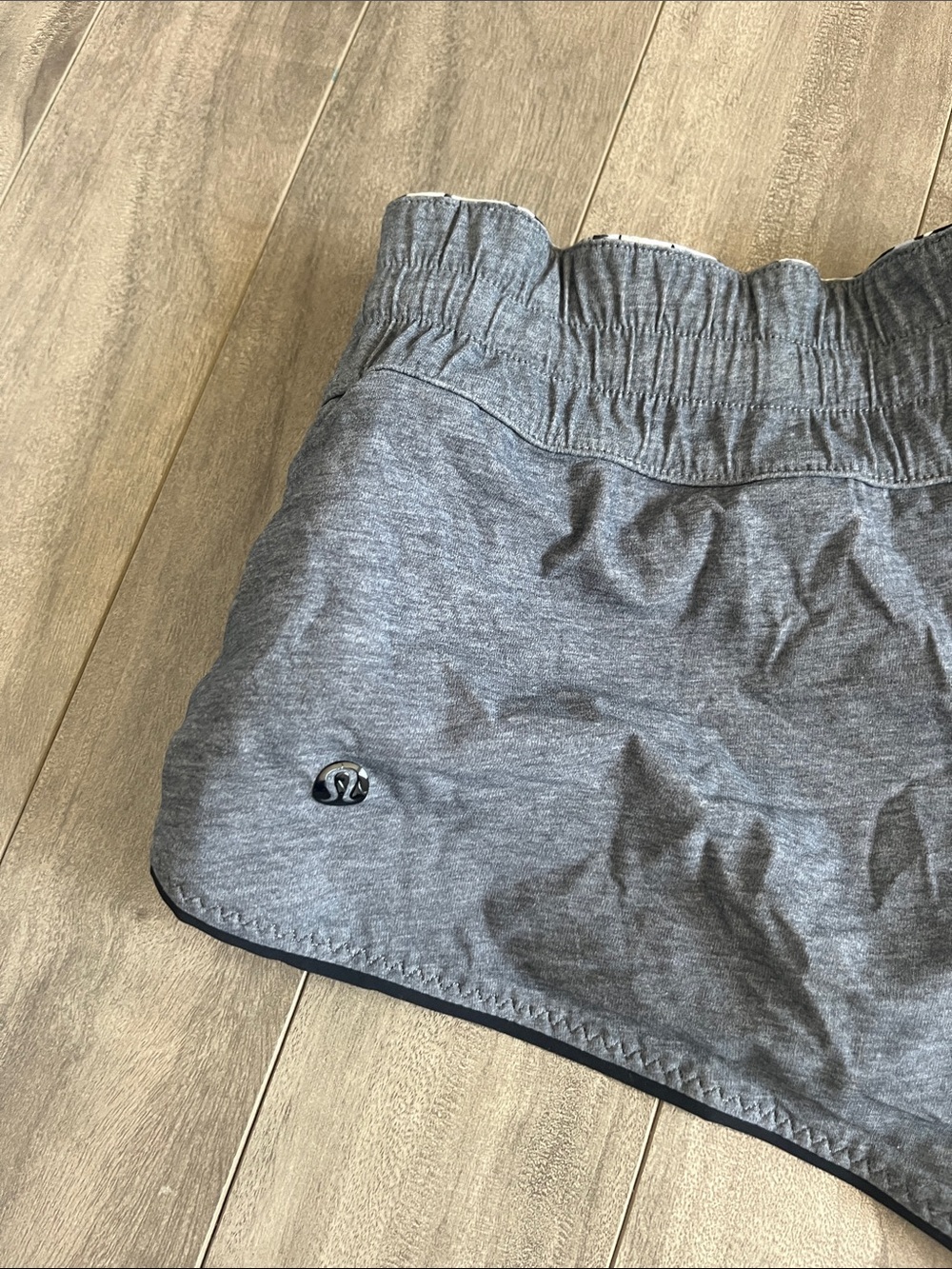 Lululemon Water Surf Reversible Swim Shorts - Picture 2 of 5